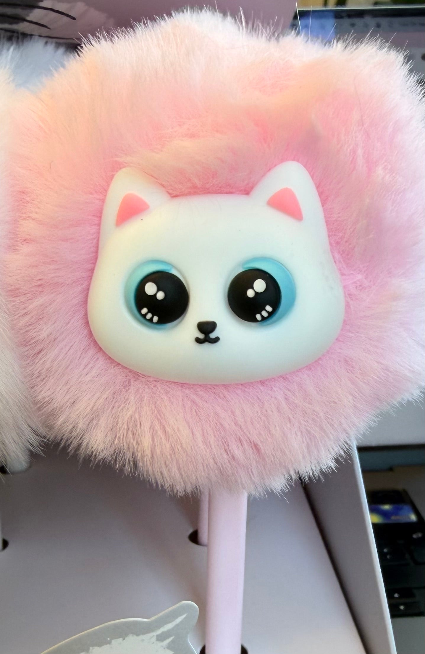 Fluffig gelpenna - katt, finns i 4 varianter