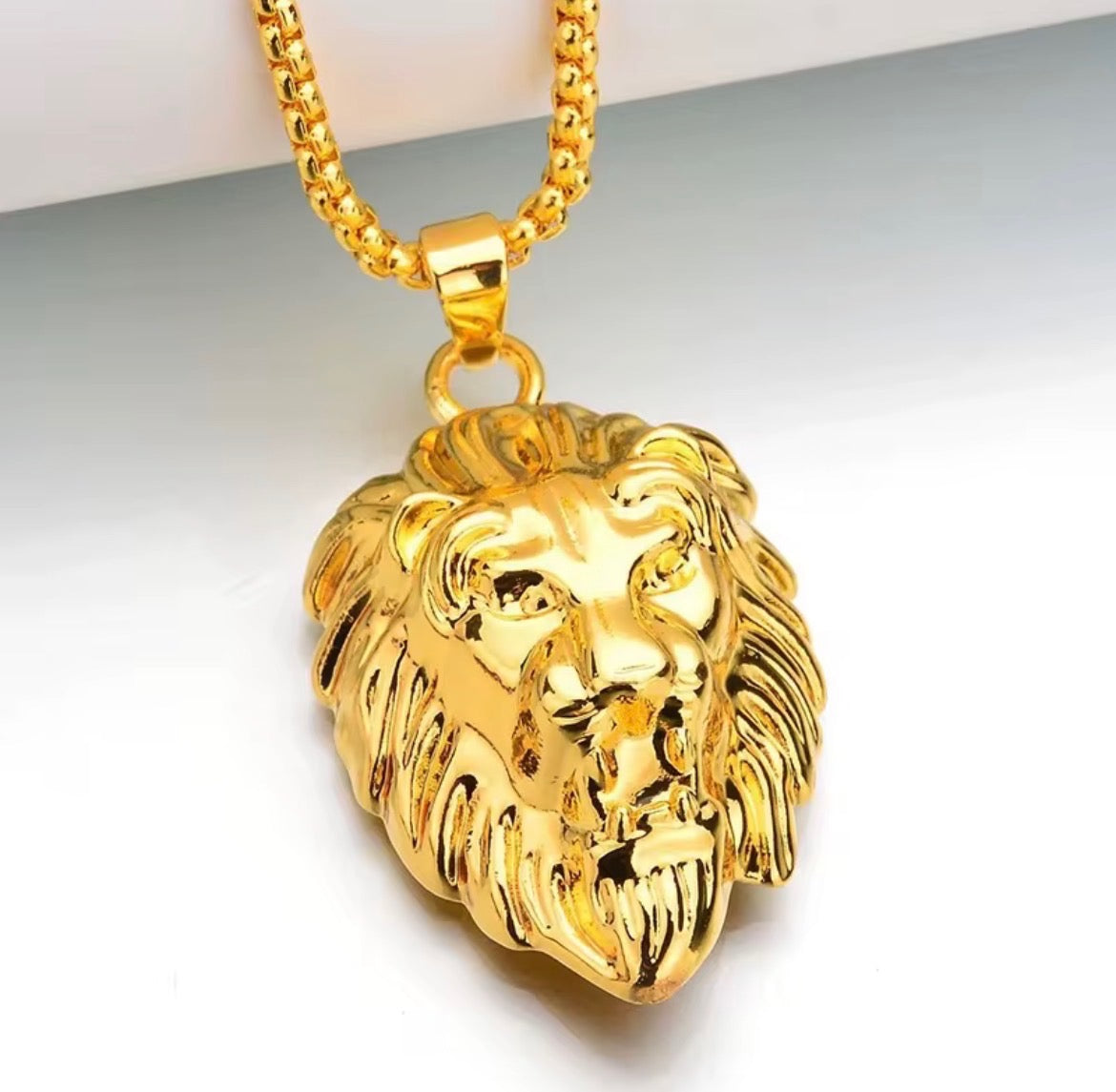 Halsband-Lejon