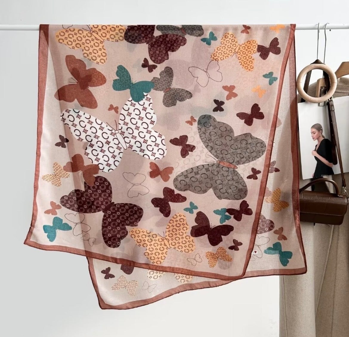 Scarves-Fjärilar