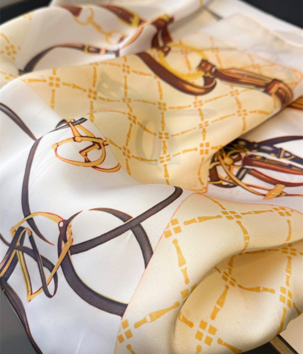 Scarves-Stigbyglar och tömmar