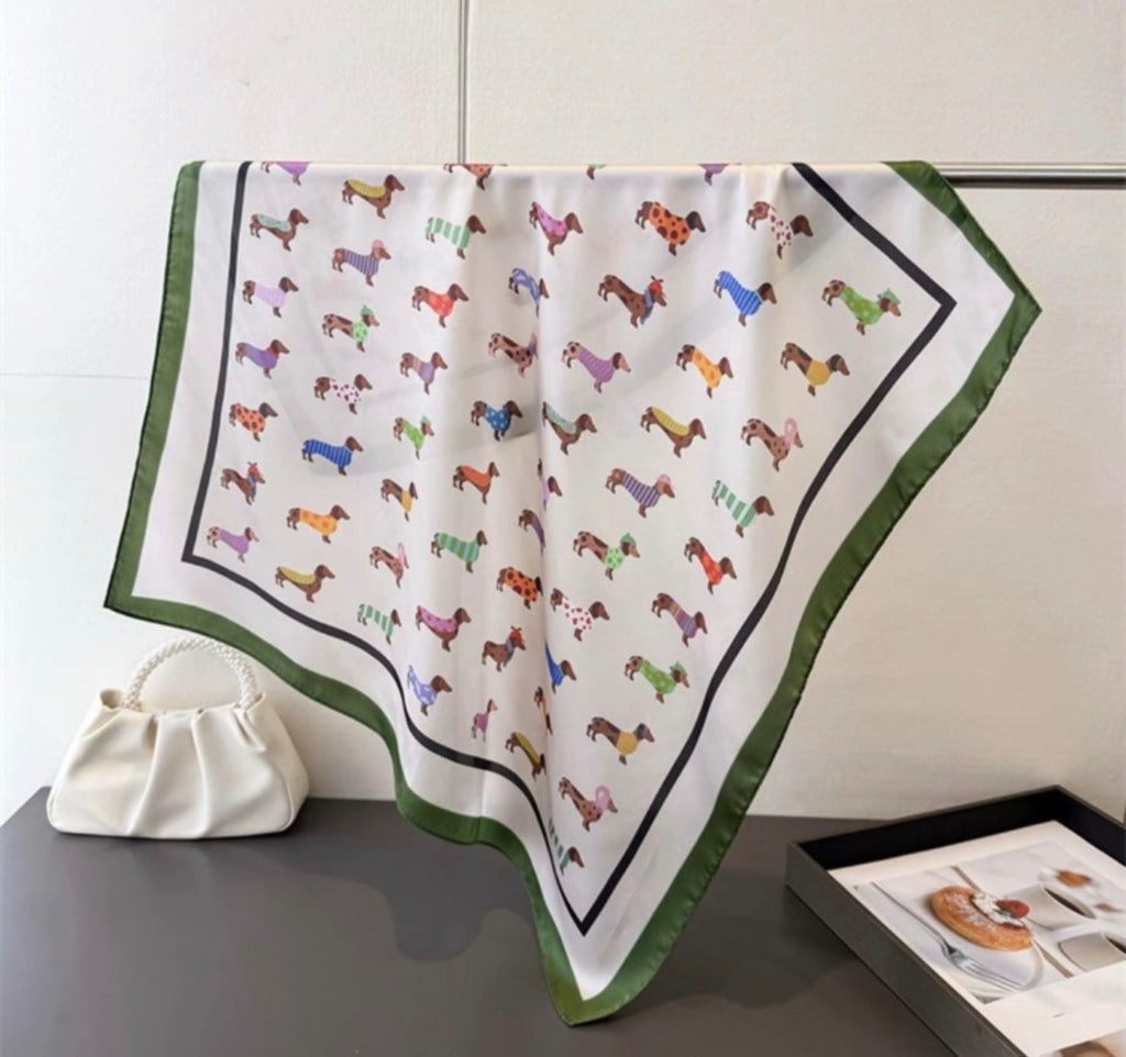 Scarves-Taxar i massor, finns i 3 varianter