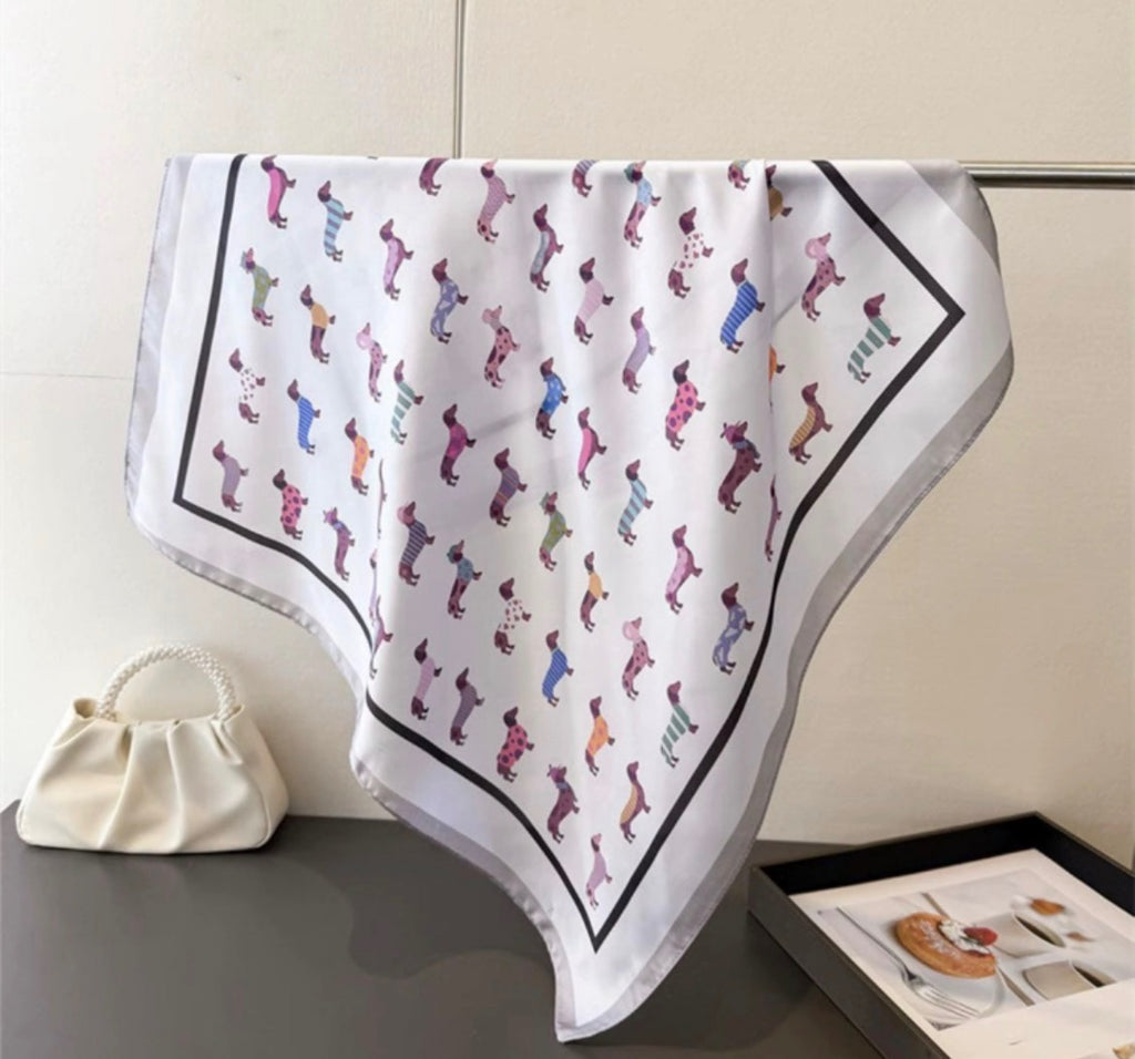 Scarves-Taxar i massor, finns i 3 varianter