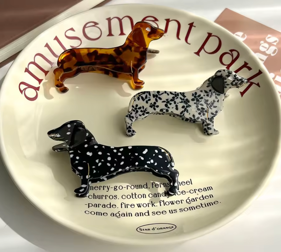 Hårklämma- tax, finns i två varianter
