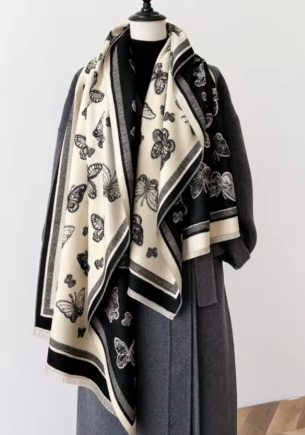 Sjal- Pashmina med fjärilsmönster