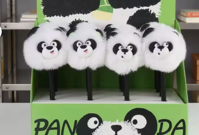 Fluffig gelpenna - panda, finns i 2 varianter