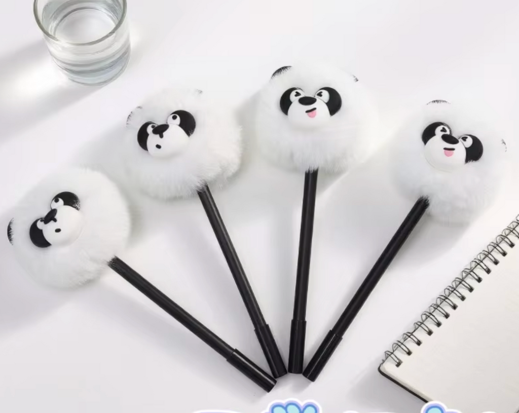 Fluffig gelpenna - panda, finns i 2 varianter