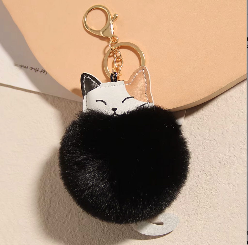 Fluffig kattnyckelring-finns i 3 färger