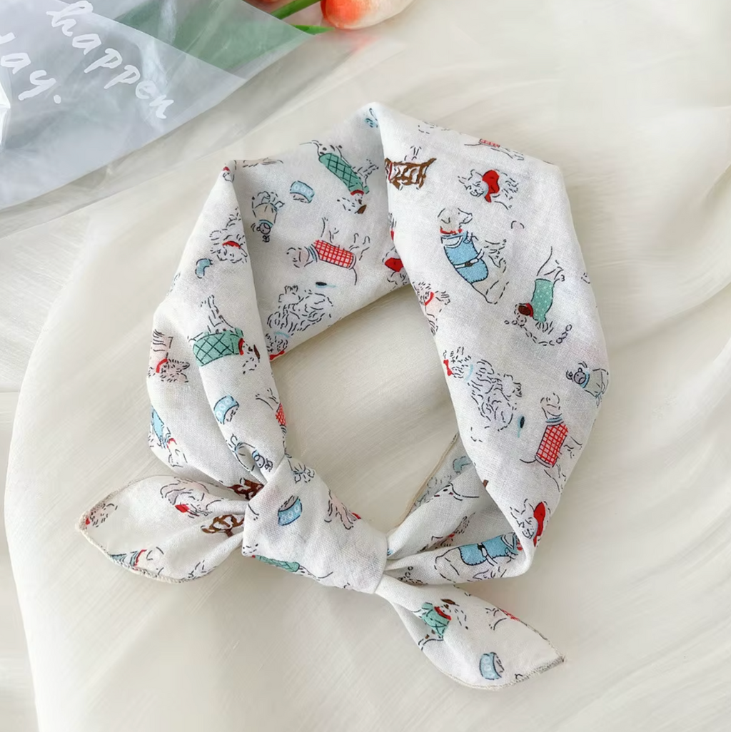 Söt bomullsscarves/bandana- Somriga hundar