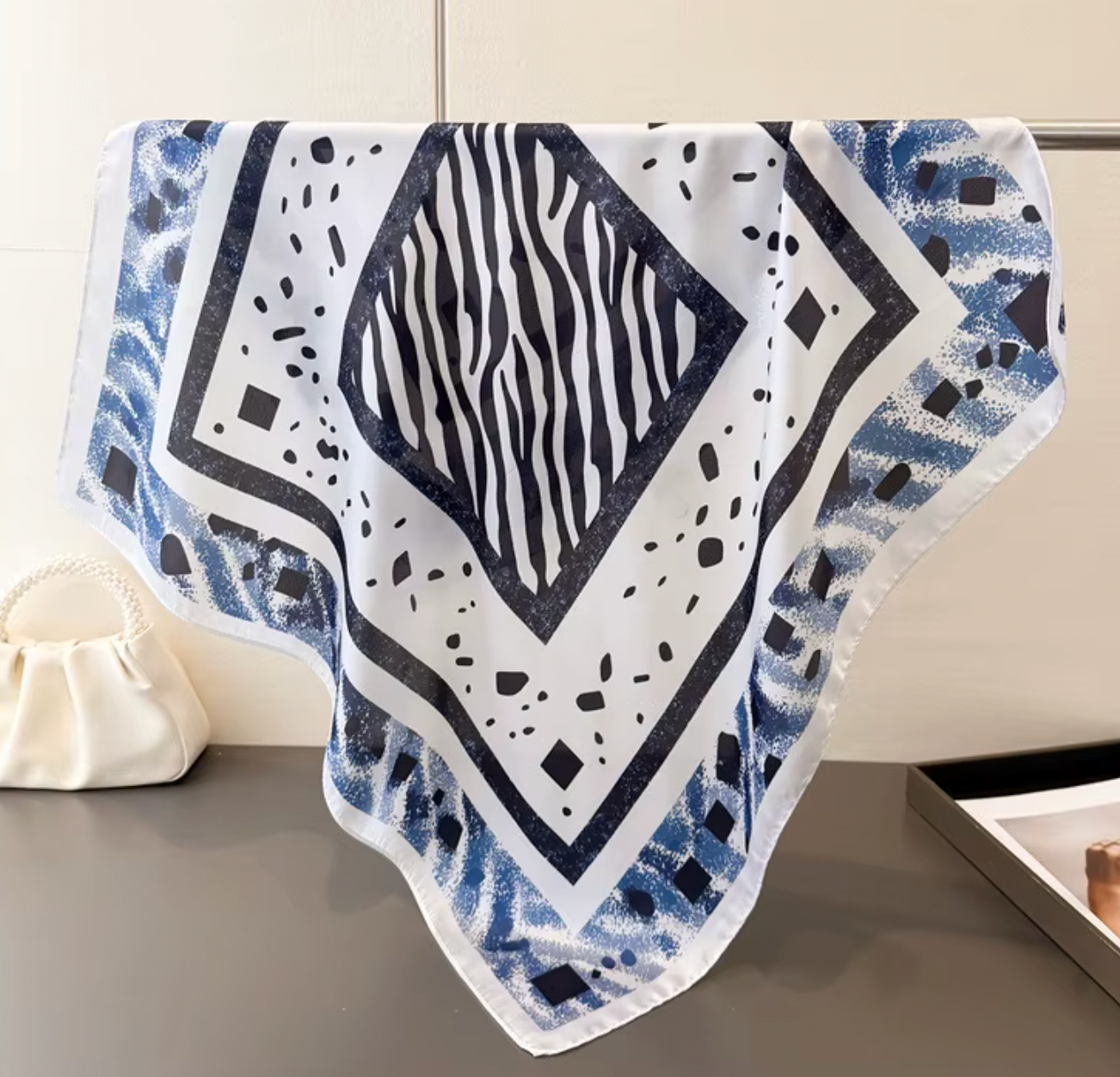 Scarves- djurmönster