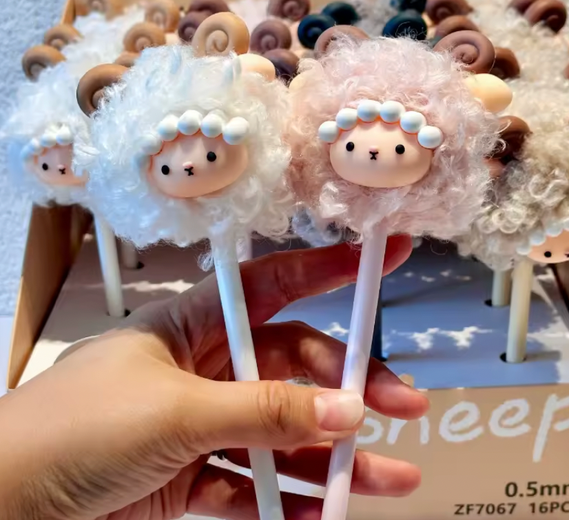 Fluffig gelpenna - får, finns i 4 olika färger