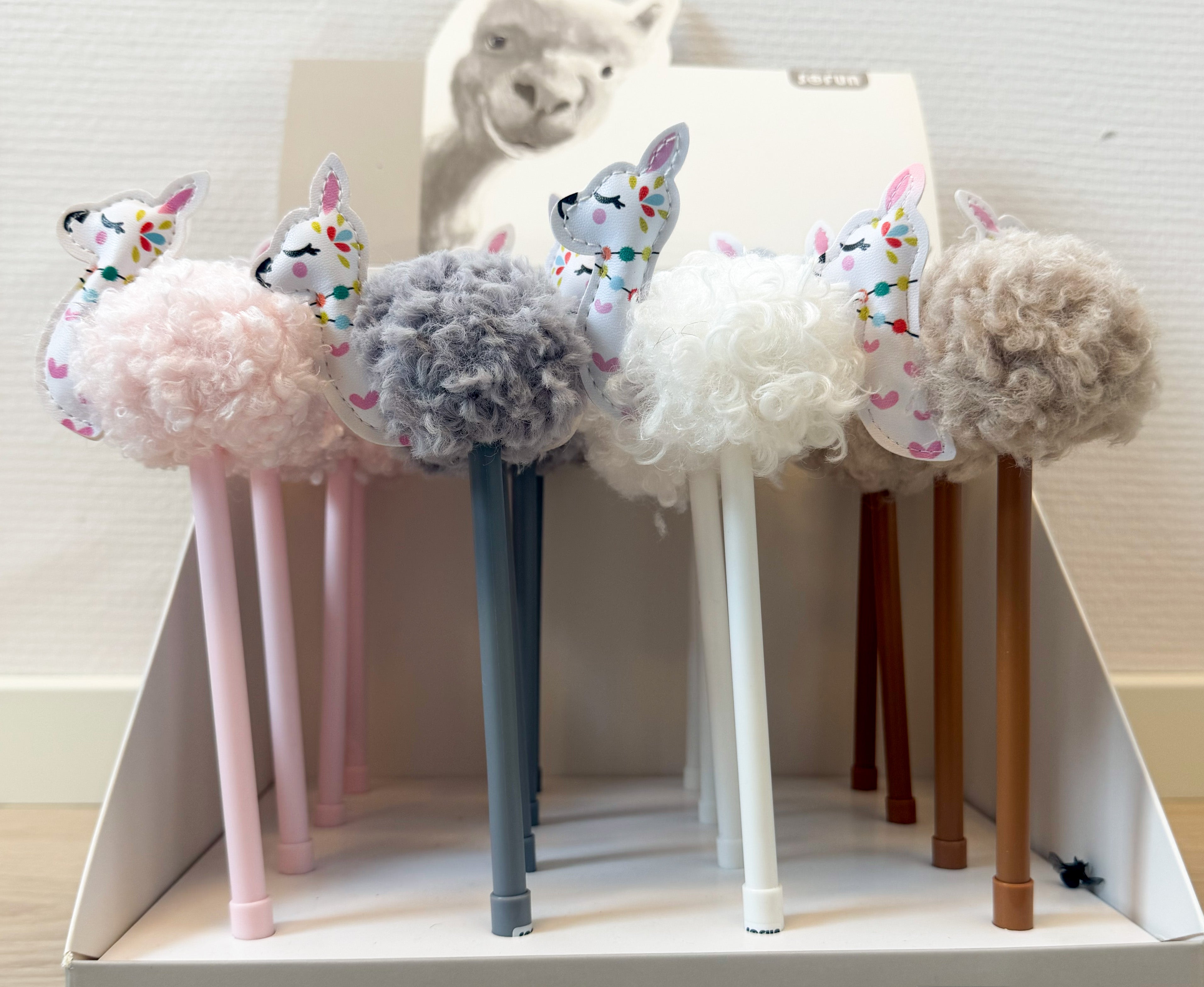 Fluffig gelpenna - Lama, finns i 4 varianter